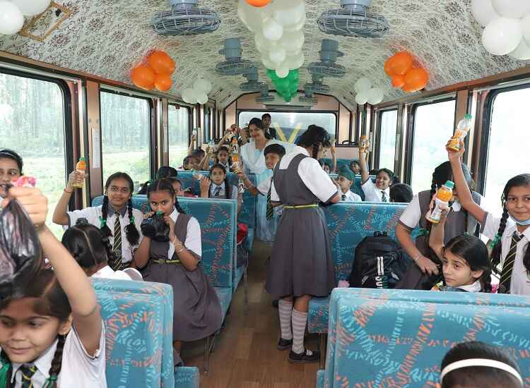 dudhwa national park vistadome train jungle safari mailani